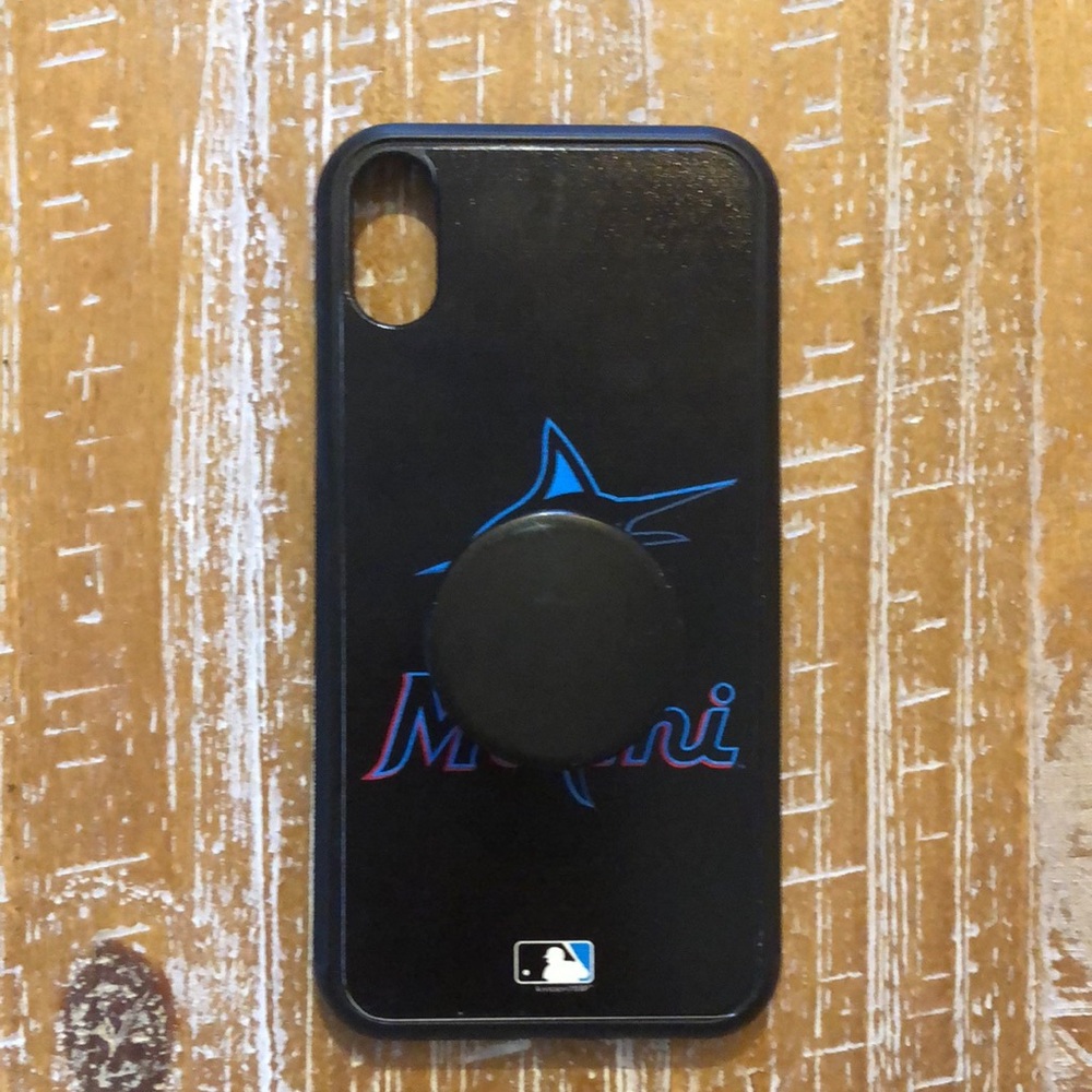 MLB Miami Marlins IPhone XR phone case & Popsocket